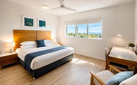 Harbourfront Studio Apartment